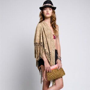 Muche et Muchette Crochet Clutch - Brand New